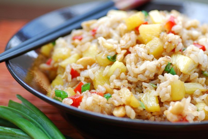 Fry rice with pineapple - hot dishes of vegetables. Recipes of dishes, cocktail recipes - vtambove.ru