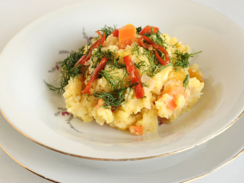 porridge de maïs avec légumes