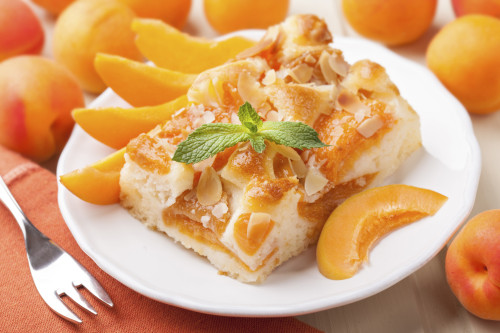 Apricot cake