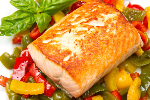 Grilled salmon and vegetables