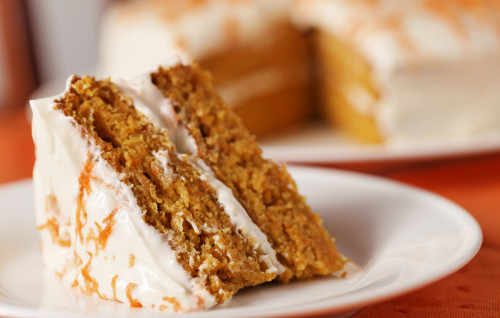 carrot cake horizontal